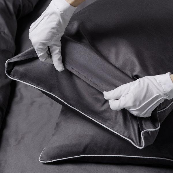 Постільна білизна преміум класу Signature Satin із мерсеризованого сатину 300 TC в кольорі Графітовий Аметист 00010 фото